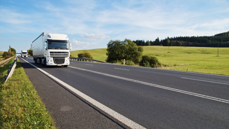 Avantec: tradição e inovação no transporte de caixas eletrônicos Avantec Transportes alia tradição operacional e inovação tecnológica para garantir excelência no transporte de caixas eletrônicos.