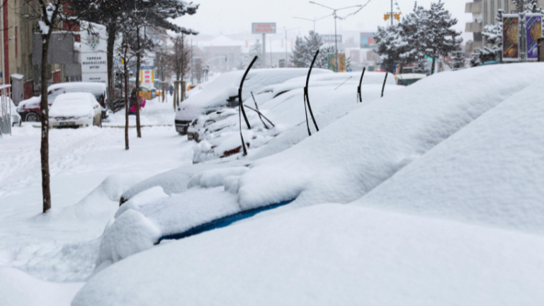 Tempestade de inverno nos EUA expõe como vórtice polar e oceanos mais quentes intensificam eventos extremos Tempestade de inverno nos EUA expõe como vórtice polar e oceanos mais quentes intensificam eventos extremos